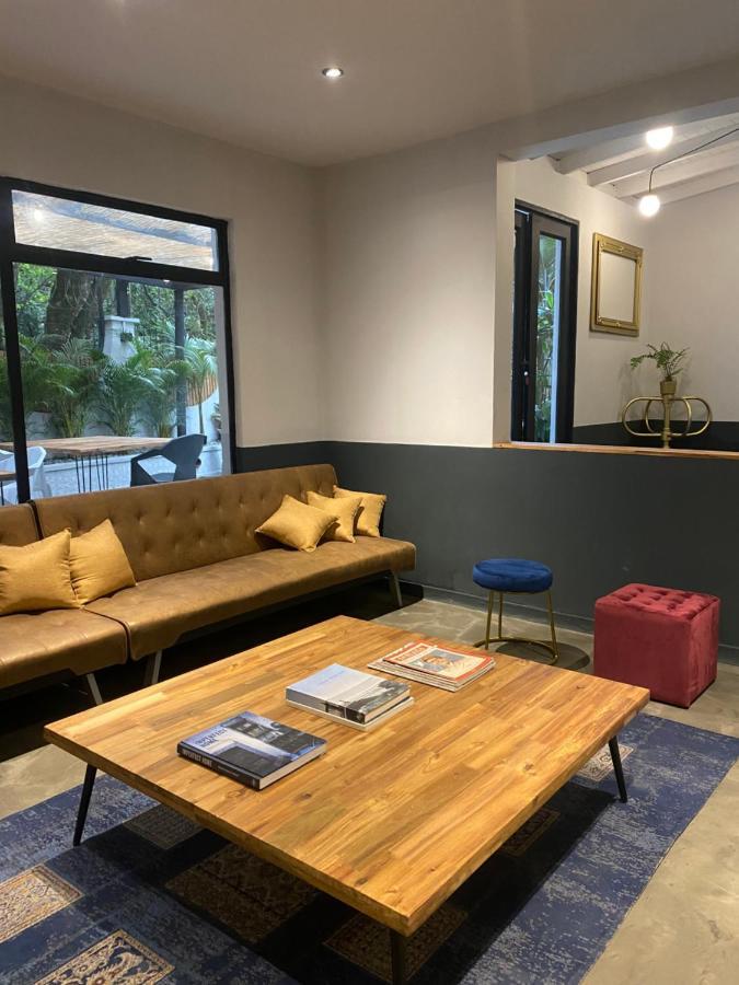 Casa Mosaiko Patio Bonito 호텔 메딜린 외부 사진